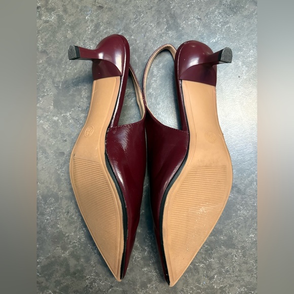Chic Burgundy Slingback - Picture 3 of 3